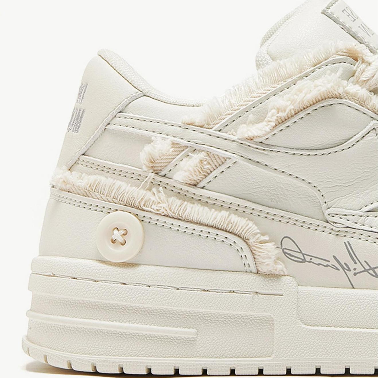 Sneakers Dust Loop